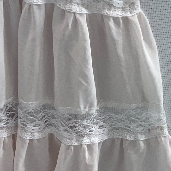 Ivory‎ Sleeveless Babydoll Top Lace Trim Semi Sheer Tiered Ruffle Blouse Sz S/M - Picture 6 of 14